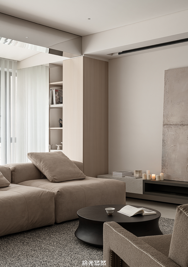 穿搭博主的职住一体空间设计-11