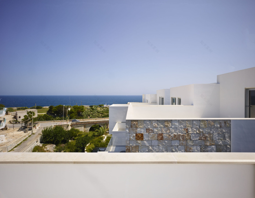意大利 Polignano a Mare 传统与现代融合的住宅设计-60