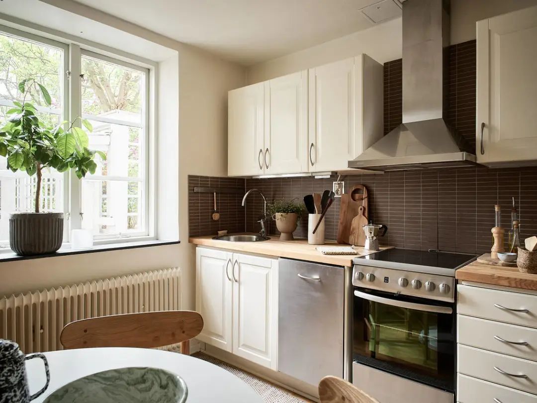 装修 灵感  同样是长走廊、暗卫，52㎡北欧一居毫无逼仄感-12