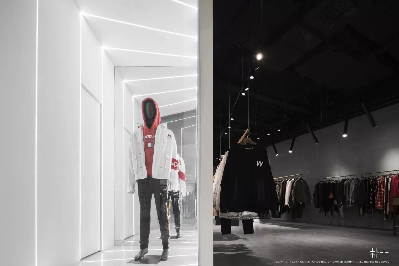 低成本高格调,年轻时尚品牌的空间突破-3