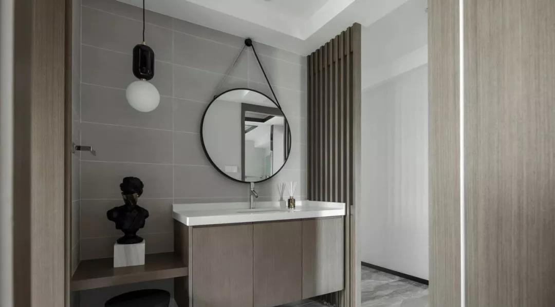 90 后新婚夫妻的现代轻奢婚房,设计巧妙且实用-24