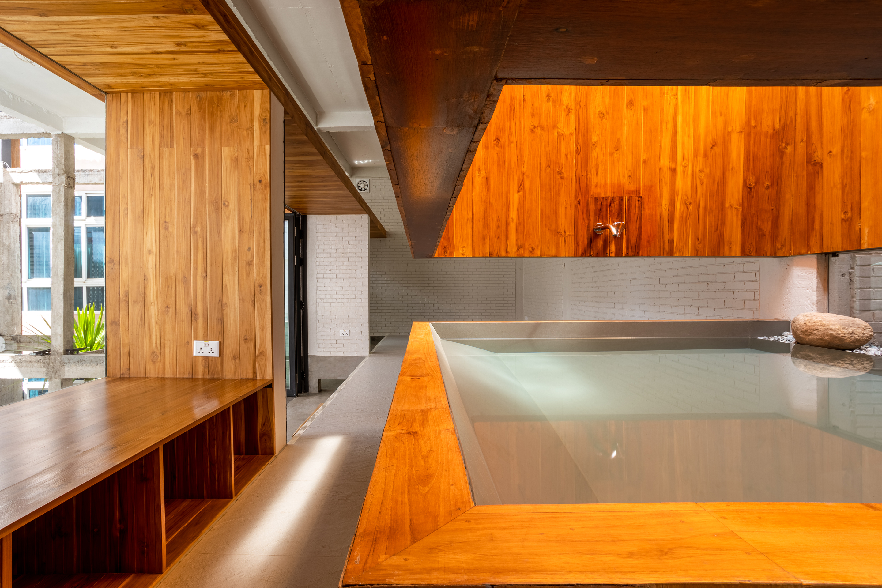 “S·O·S“雕塑空间 · SAOLA 建筑师的家庭住宅改造丨SAOLA ARCHITECTS-45