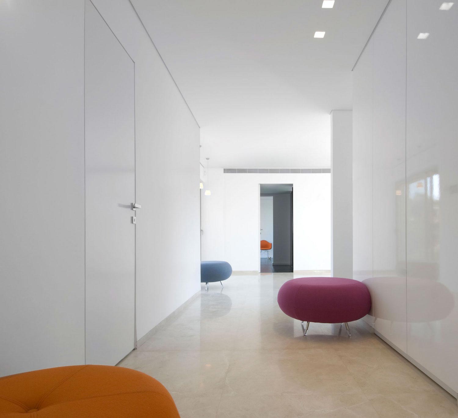 以色列拉马特哈沙龙区的半透明住宅设计-19