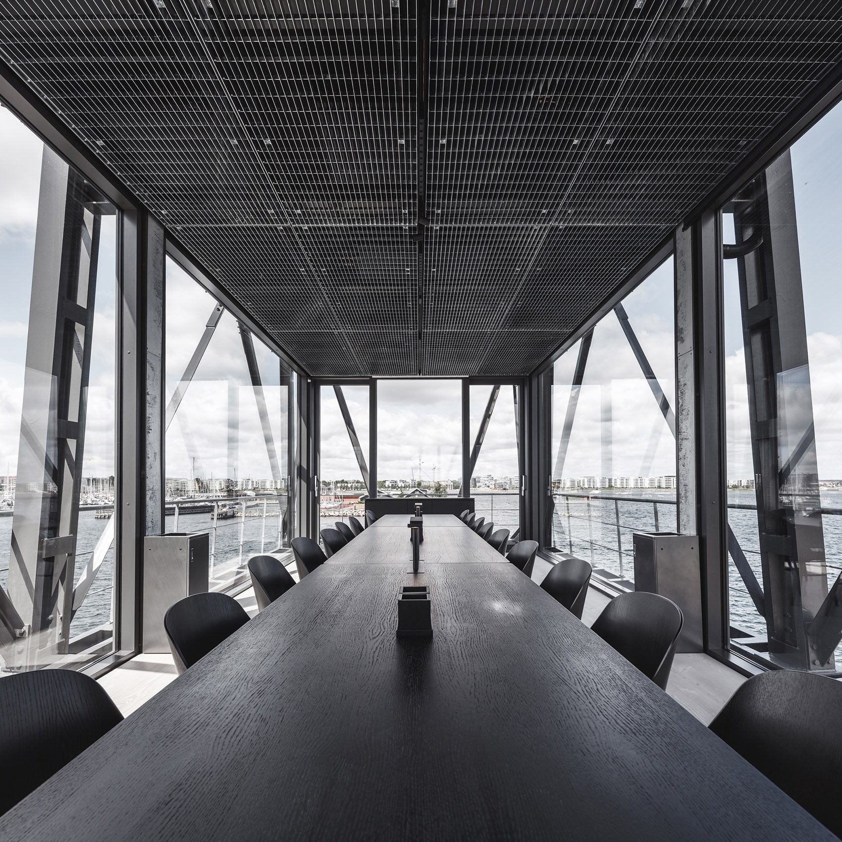 好赞！港口起重机改造为奢侈酒店：THE KRANE，哥本哈根 / Arcgency -43