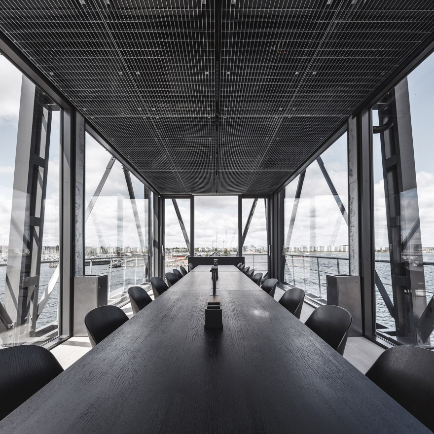 好赞!港口起重机改造为奢侈酒店:THE KRANE,哥本哈根 / Arcgency -43