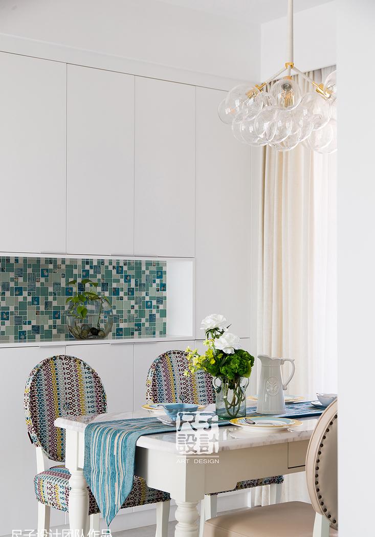 情迷贝加尔湖畔的现代居家设计-17