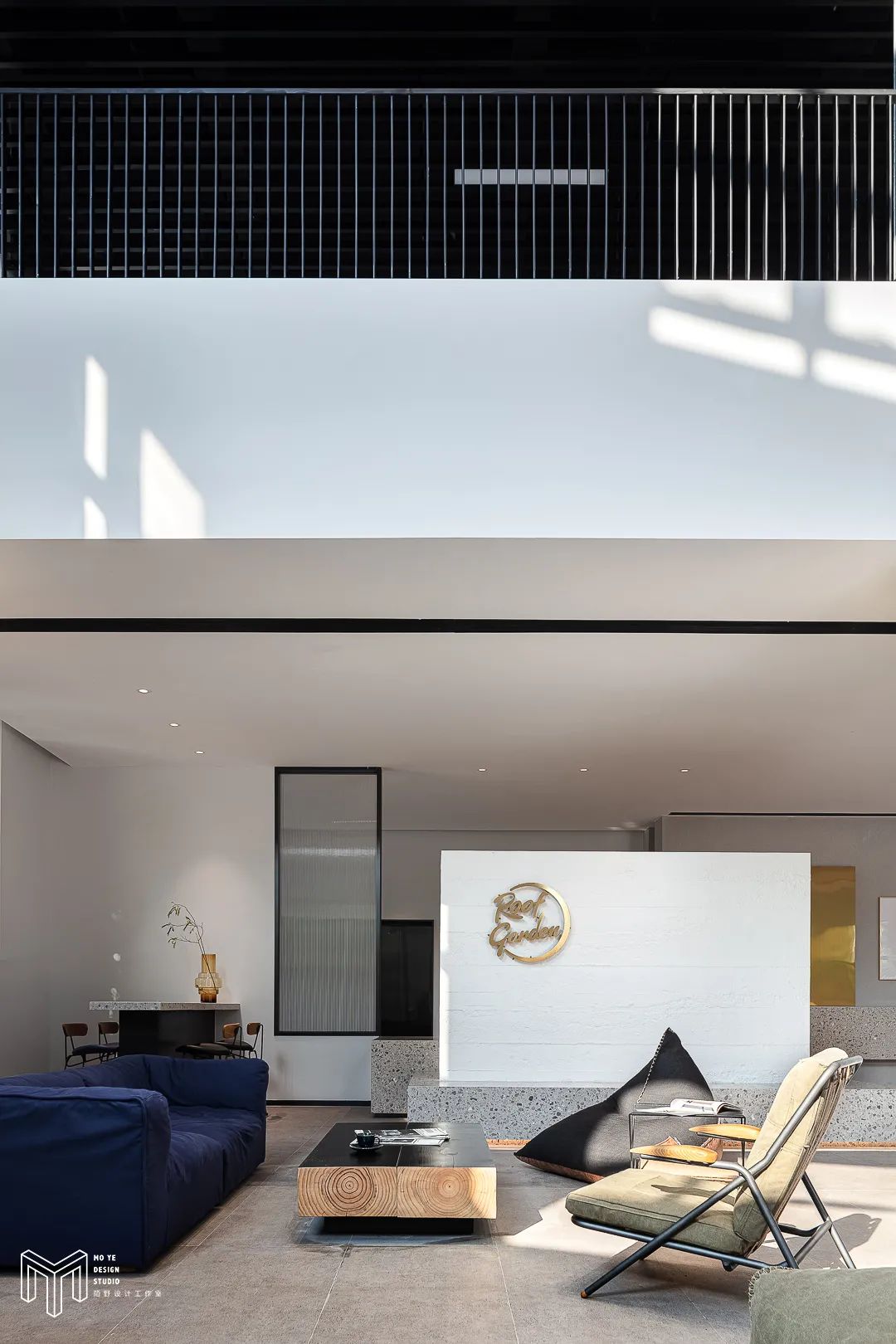 时尚灵动的天台花园酒店设计-0