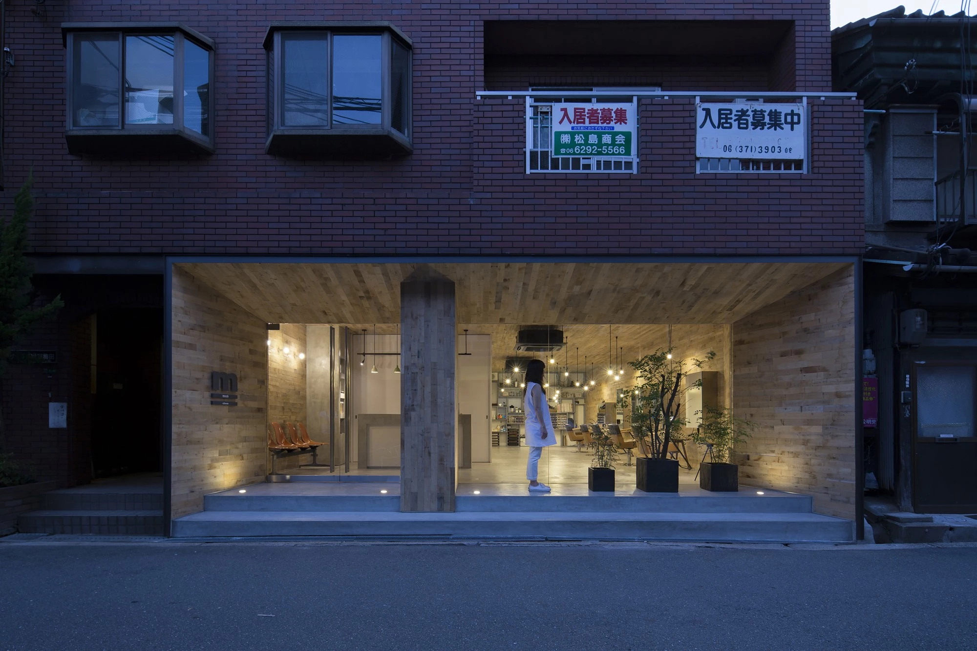 大阪"洞穴"发廊-6