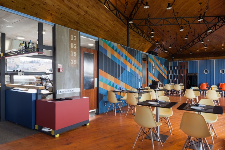 Clube 39(葡萄牙足球俱乐部集装箱建筑)-46