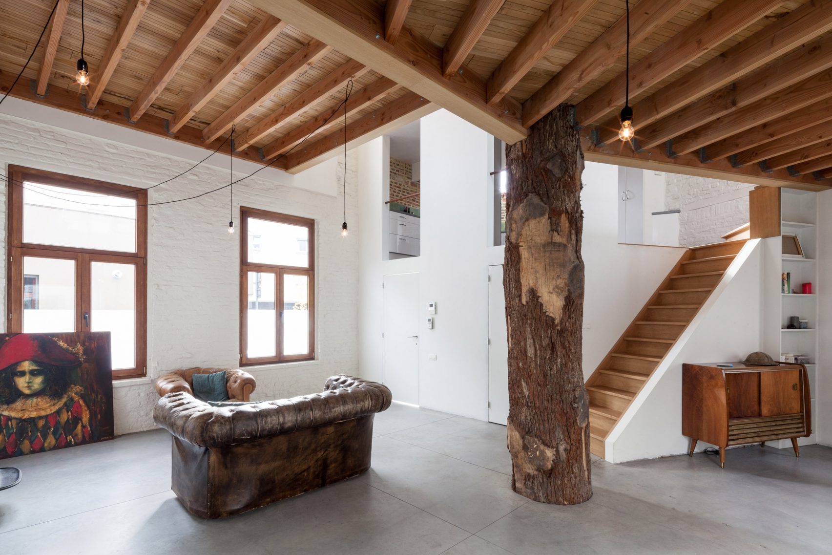 围绕橡树树干建造的五边形房屋丨比利时丨Atelier Vens Vanbelle-5