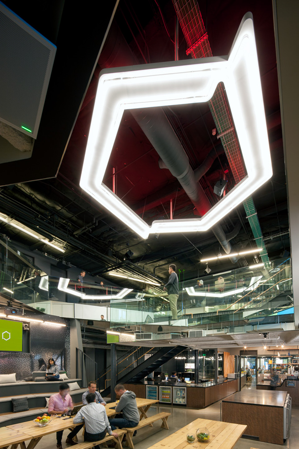 

		.wp-custom-logo .site-container .title-area {
			max-width: 90px;
		}
		
		.wp-custom-logo .title-area {
			padding-top: 11.176470588235px;
		}
		
-6