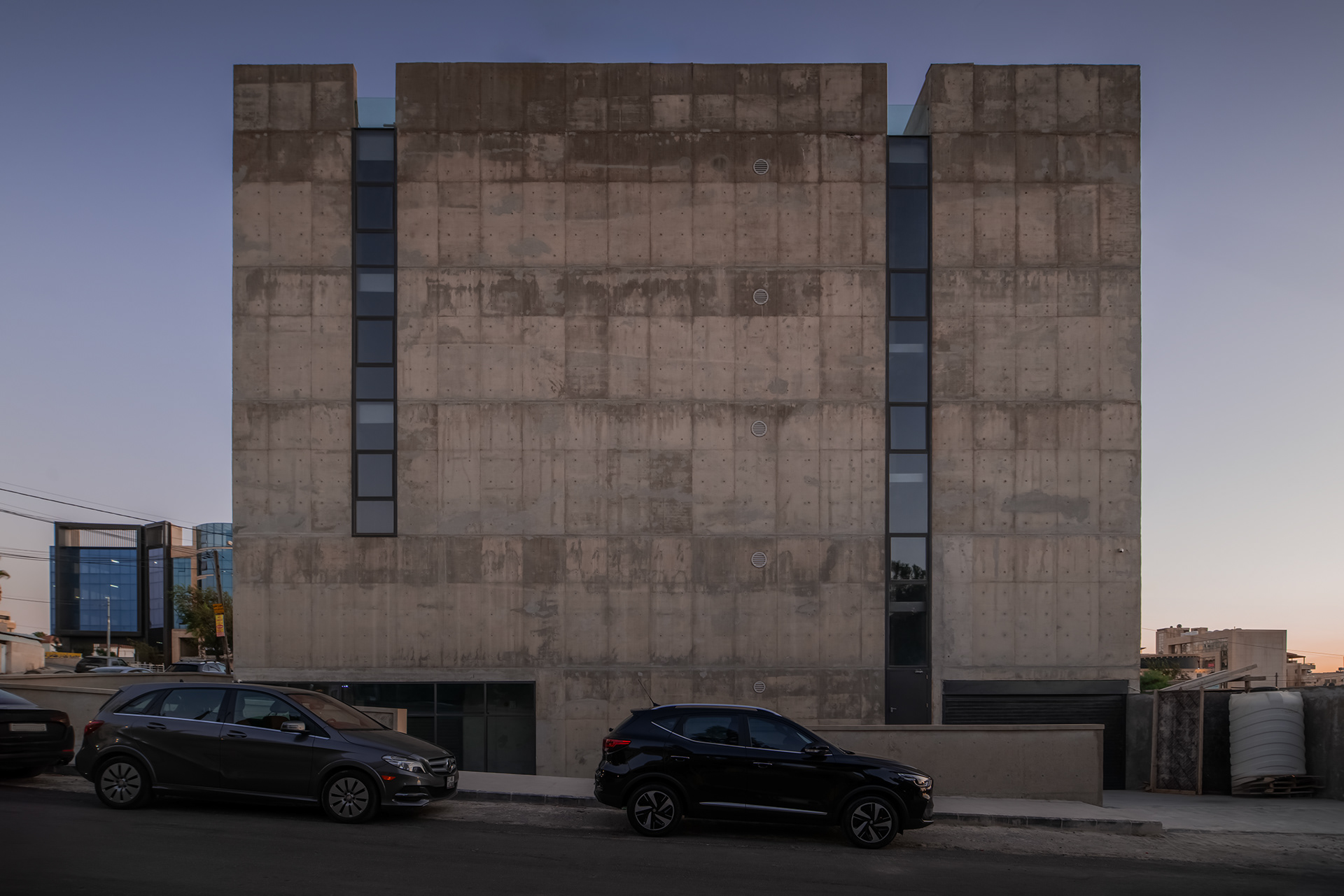 Maraqa Living 商业大楼丨约旦安曼丨Paradigm DH-13