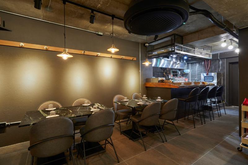 现代简约风 13 坪日式料理店设计-7