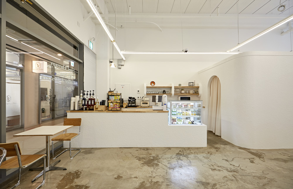 简约白色调的 26 平米小卫生间设计-2