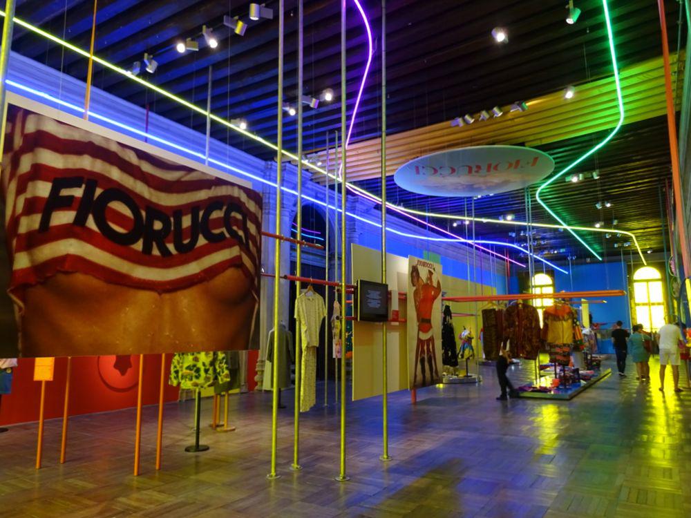 カ・ペーザロ | イタリア の建築【世界建築巡り】-88