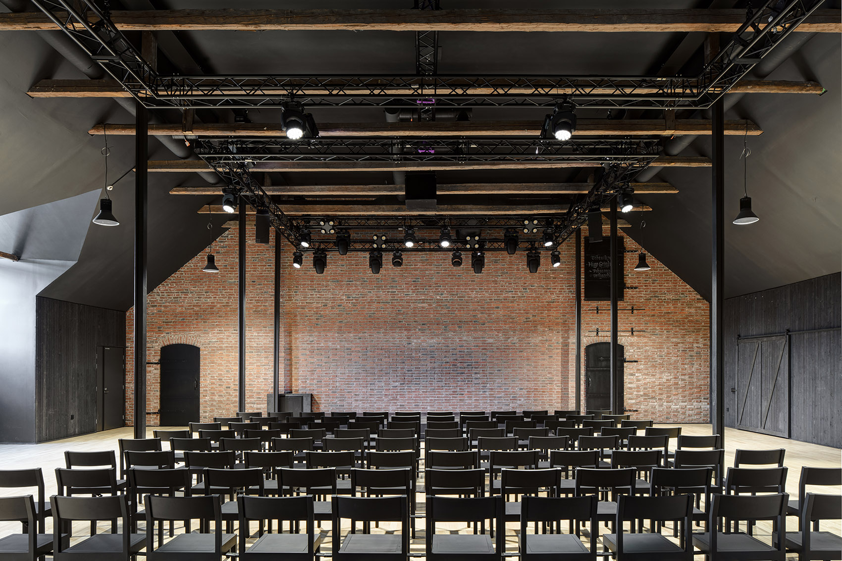 Kalevan Navetta文化艺术中心，芬兰 / Hirvilammi Architects-33