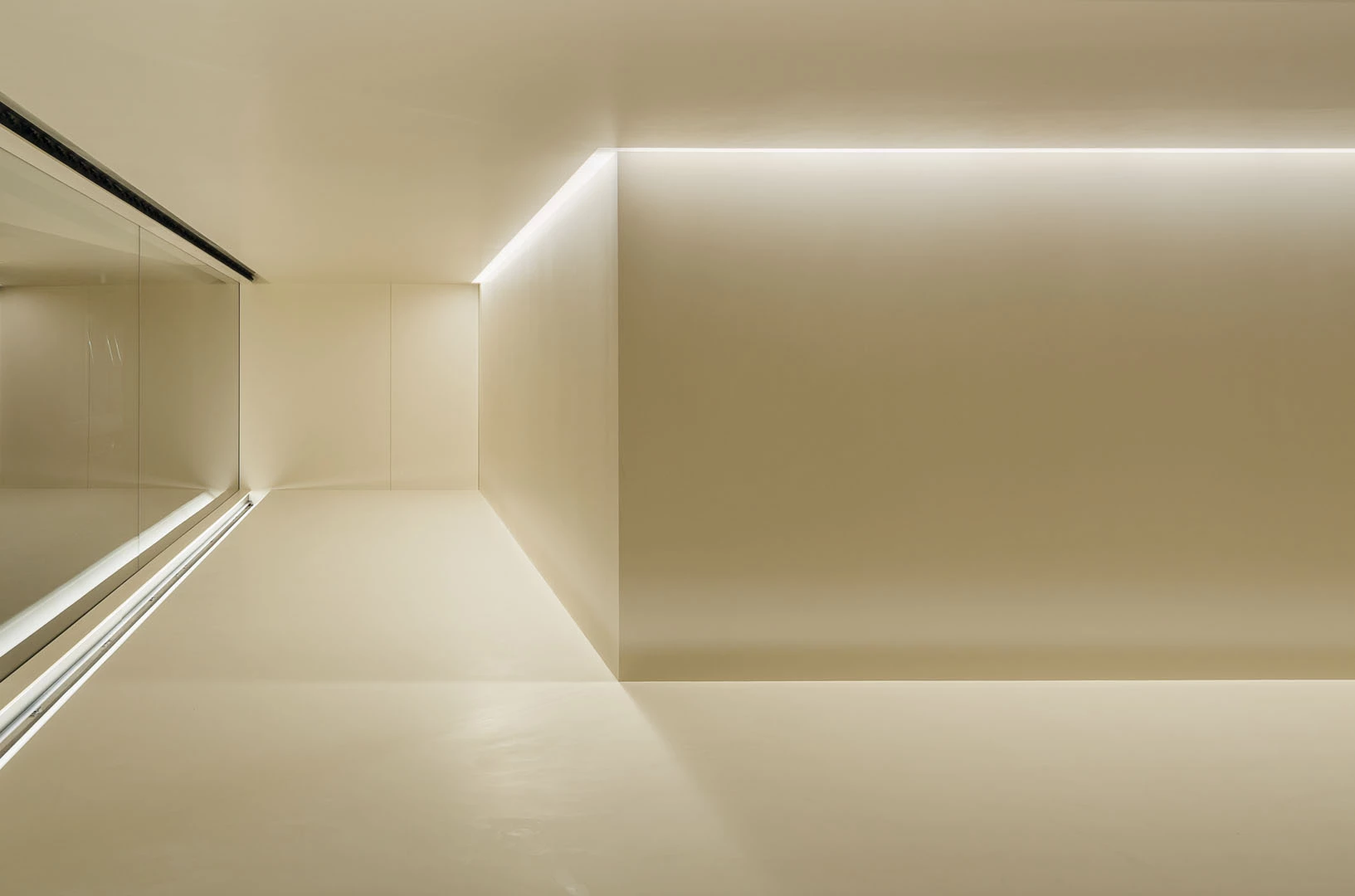 柏林应用艺术博物馆·灯光视觉与 KUEHN MALVEZZI 的展览设计-9