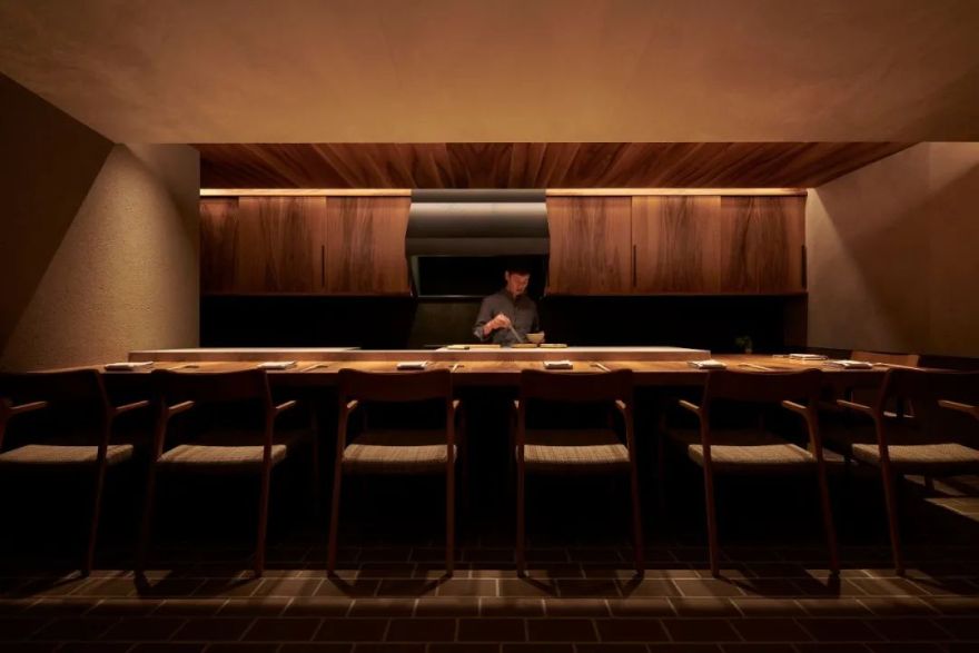 西中洲泥川武士餐厅丨日本福冈丨高须学设计工作室-0