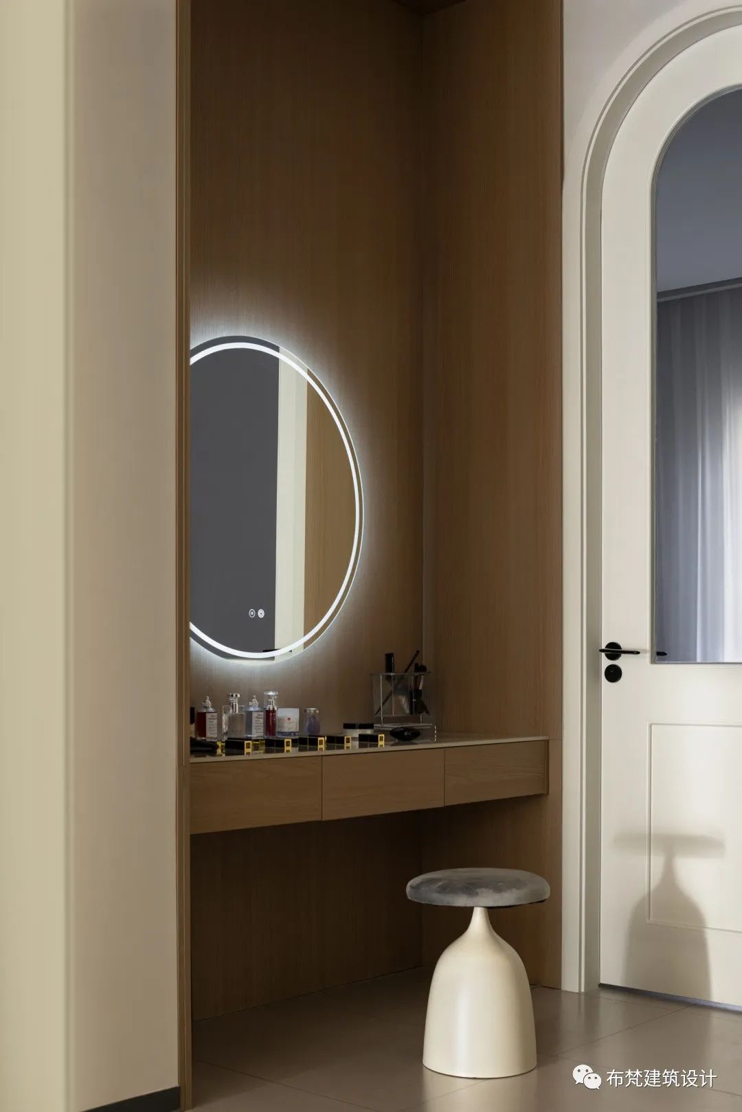 苗芳清颜美容中心丨中国宿州丨布梵设计事务所-37