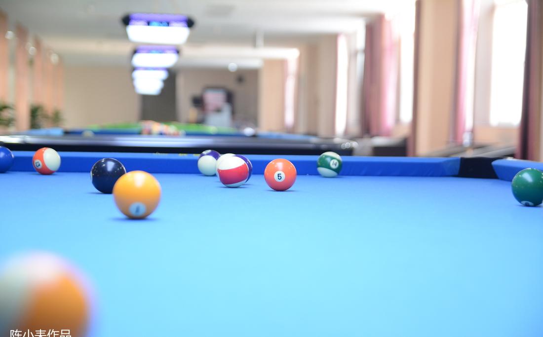 
网吧台球会所 -34