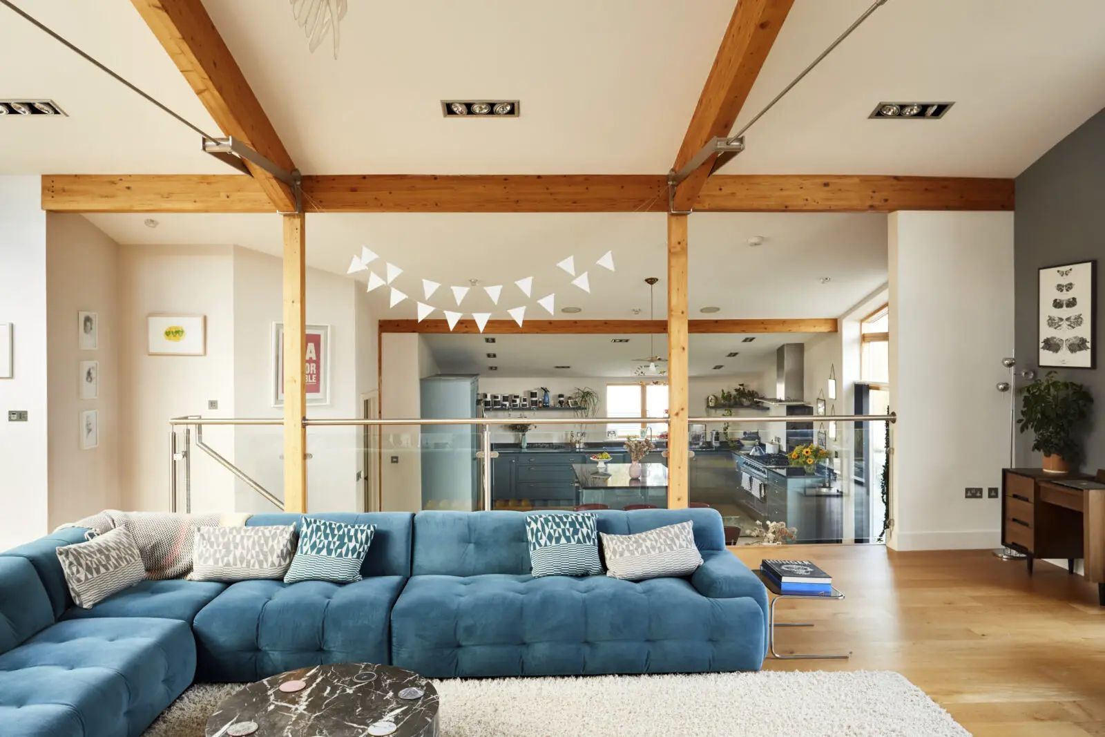 英国乡村玻璃墙别墅设计-3