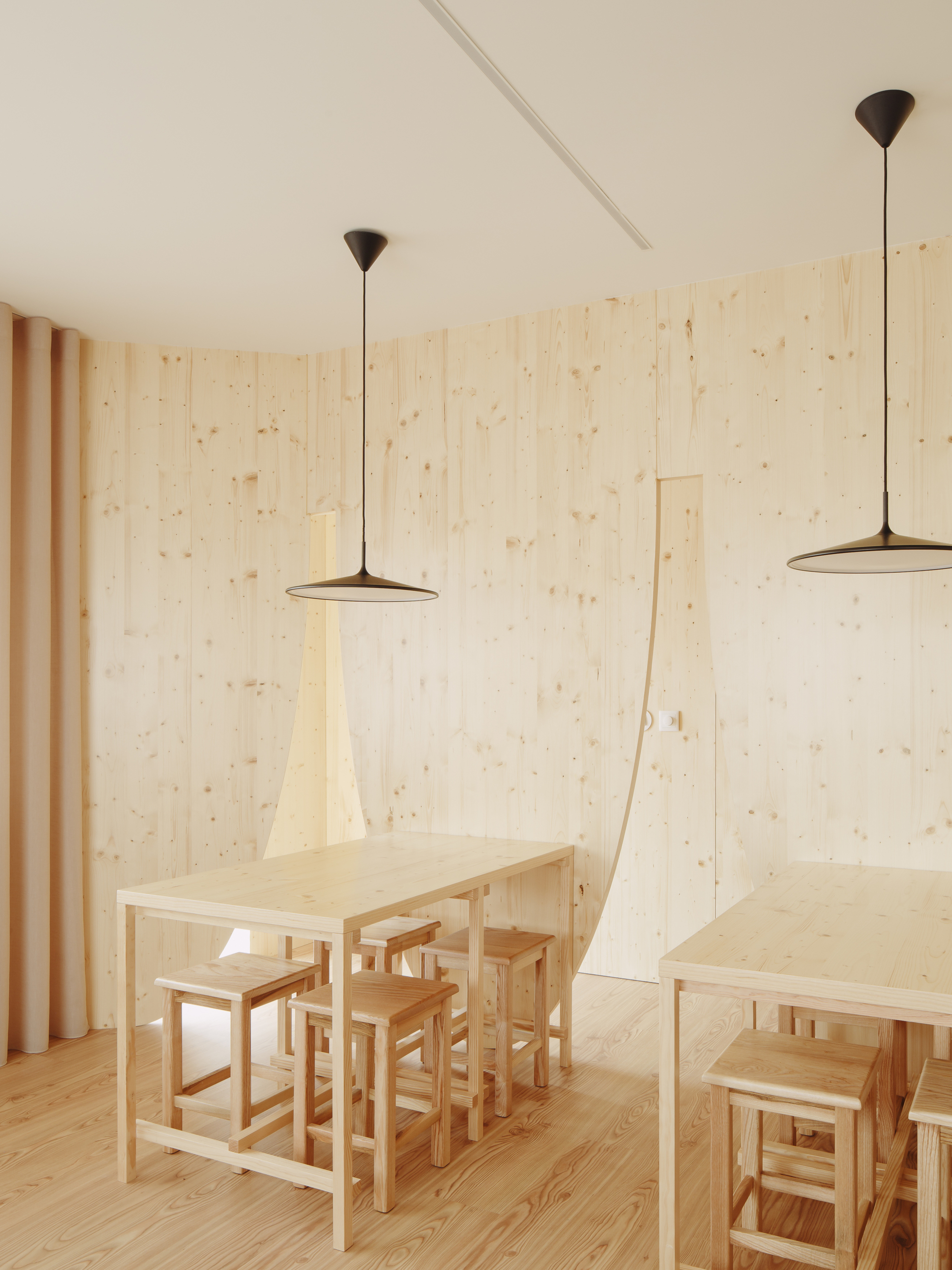 Tarouca Gastro Bar 餐厅丨葡萄牙丨Bruno Dias Arquitectura-14