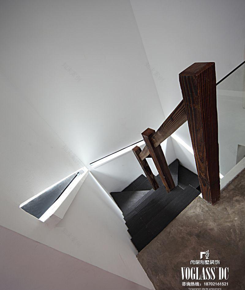 巍廉伍拾式,Loft 54-36