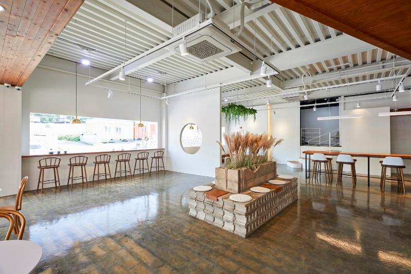 现代简约 30 坪咖啡厅设计-5