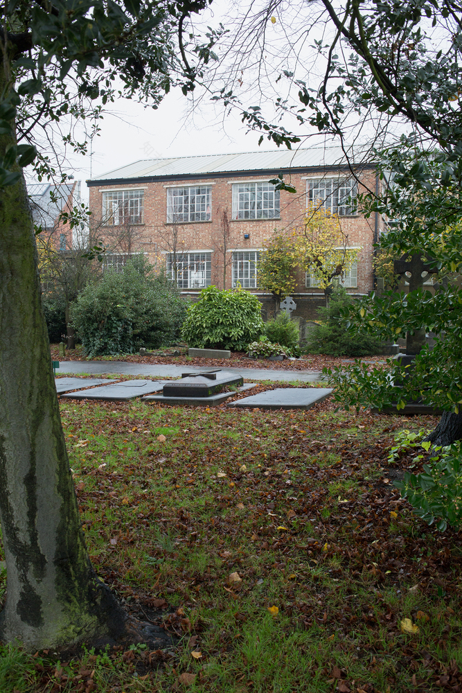 伦敦艺术家工作室住宅,演绎光与空间的对话-32