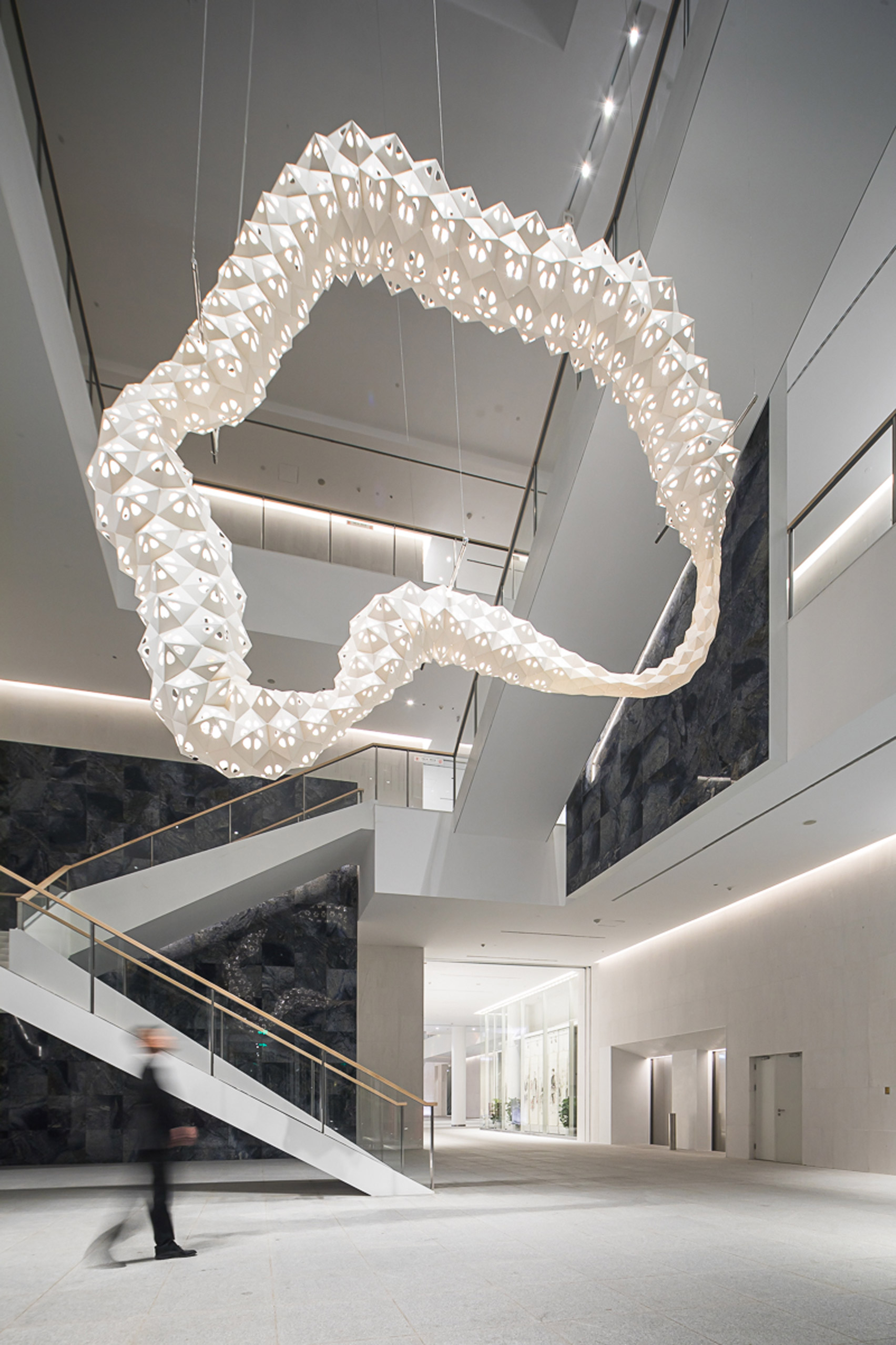 Shenzhen museum surveys design industry's development-31