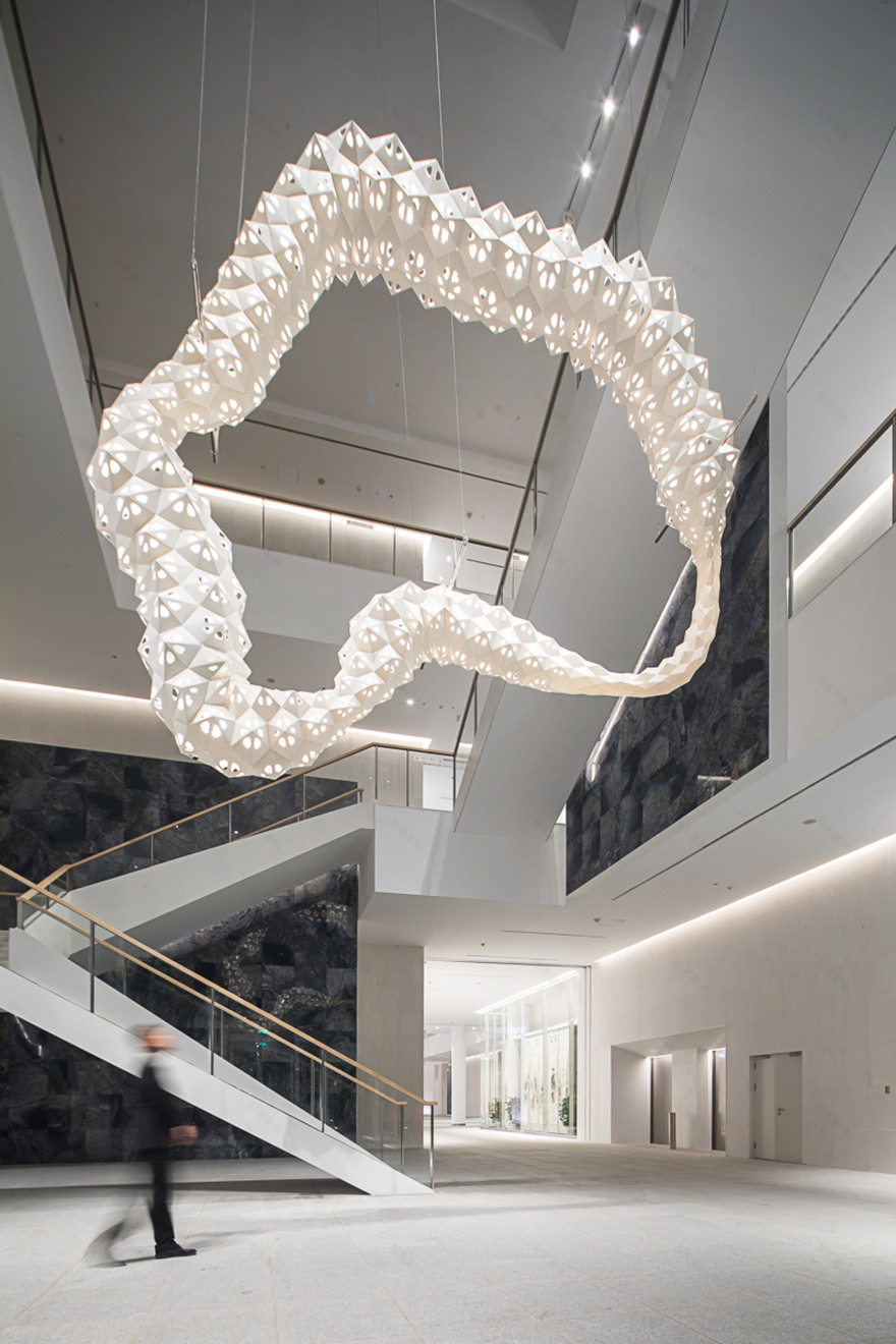 Shenzhen museum surveys design industry's development-31