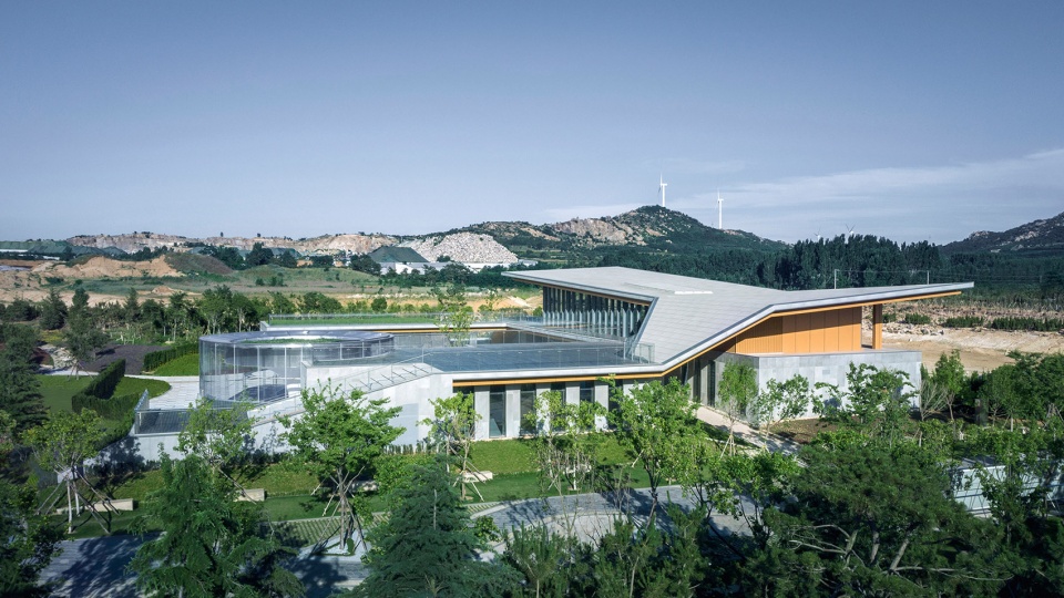 大地之痕：七色山矿坑花园游客中心 ，青岛 / UUA建筑师事务所-4