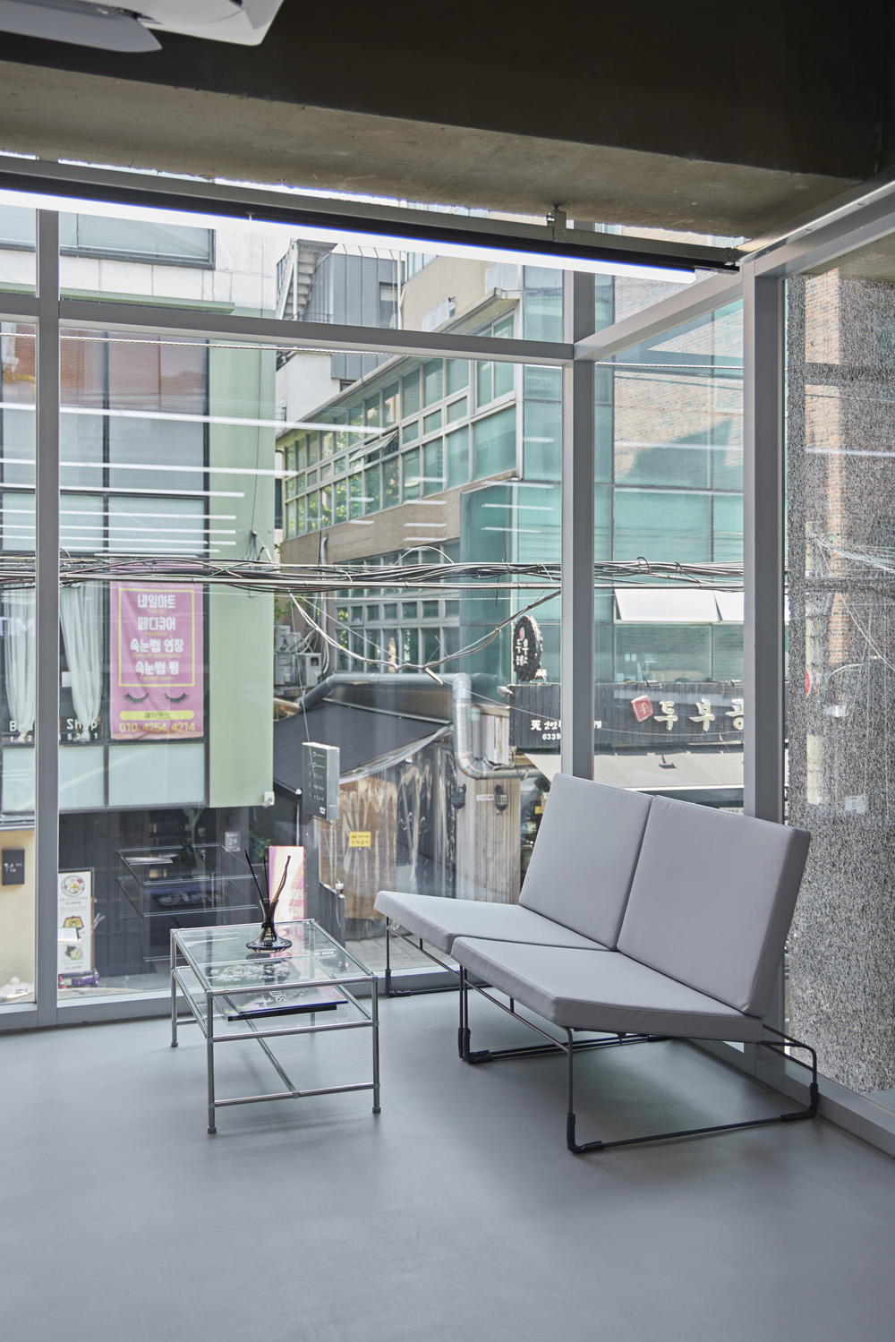 高级运动服装店设计，打造现代与传统的完美融合-24