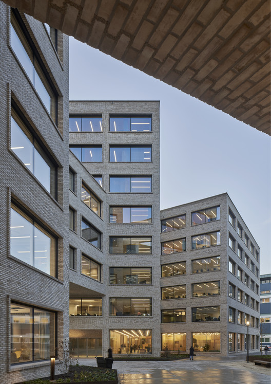 斯滕霍加办公楼-14