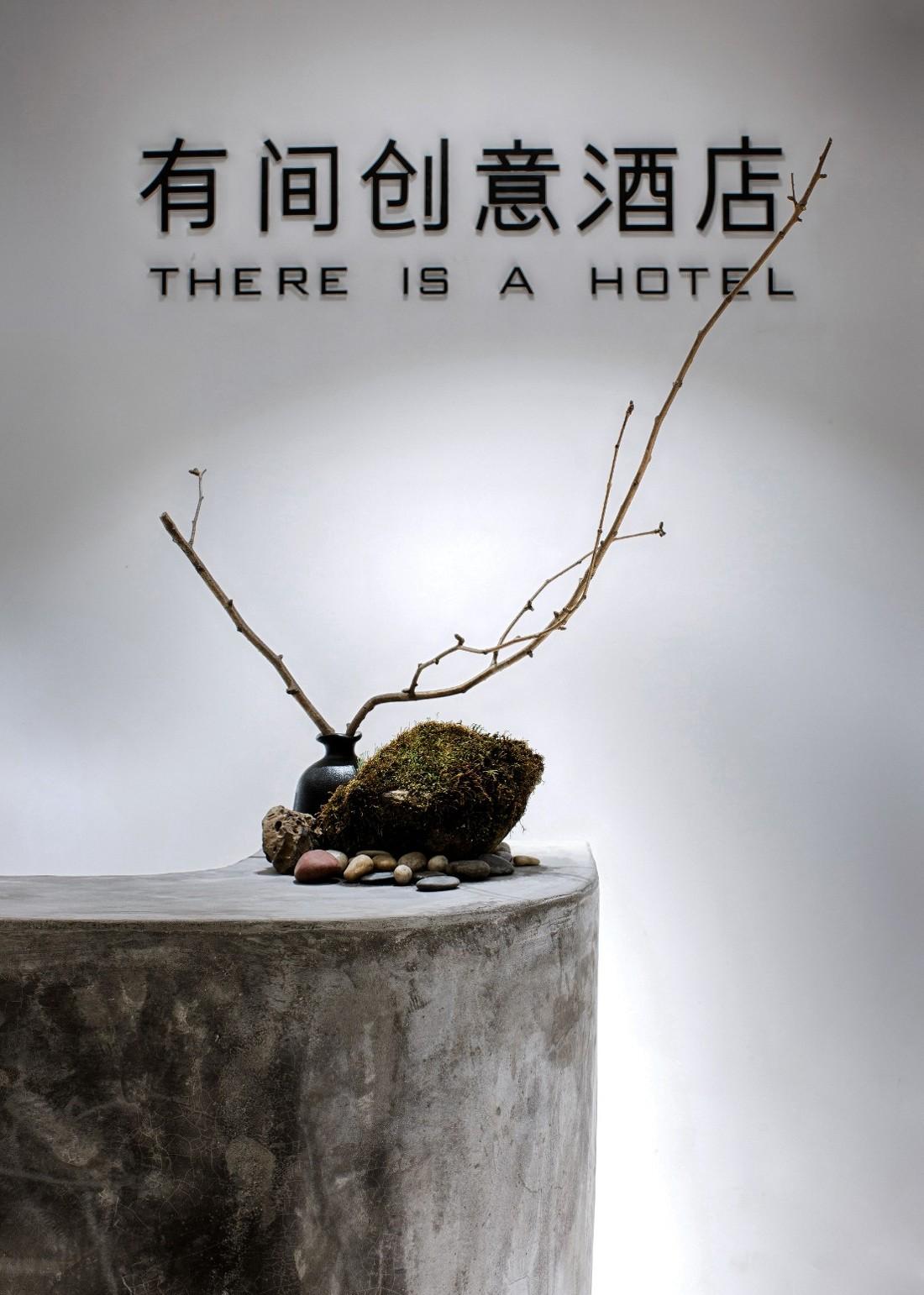 《隐·巷》都市谧境,简约水泥韵-3