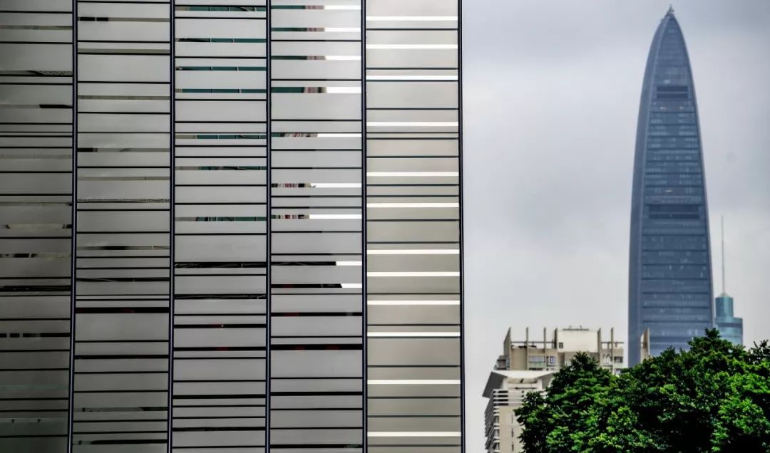 透明的存在· OPPO深圳旗舰店  DOMANI东仓新作-3