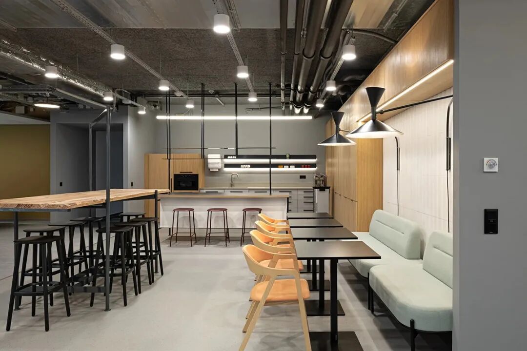 媒体巨头RTL匈牙利办公室改造及新总部设计丨匈牙利布达佩斯丨LAB5 architects-41