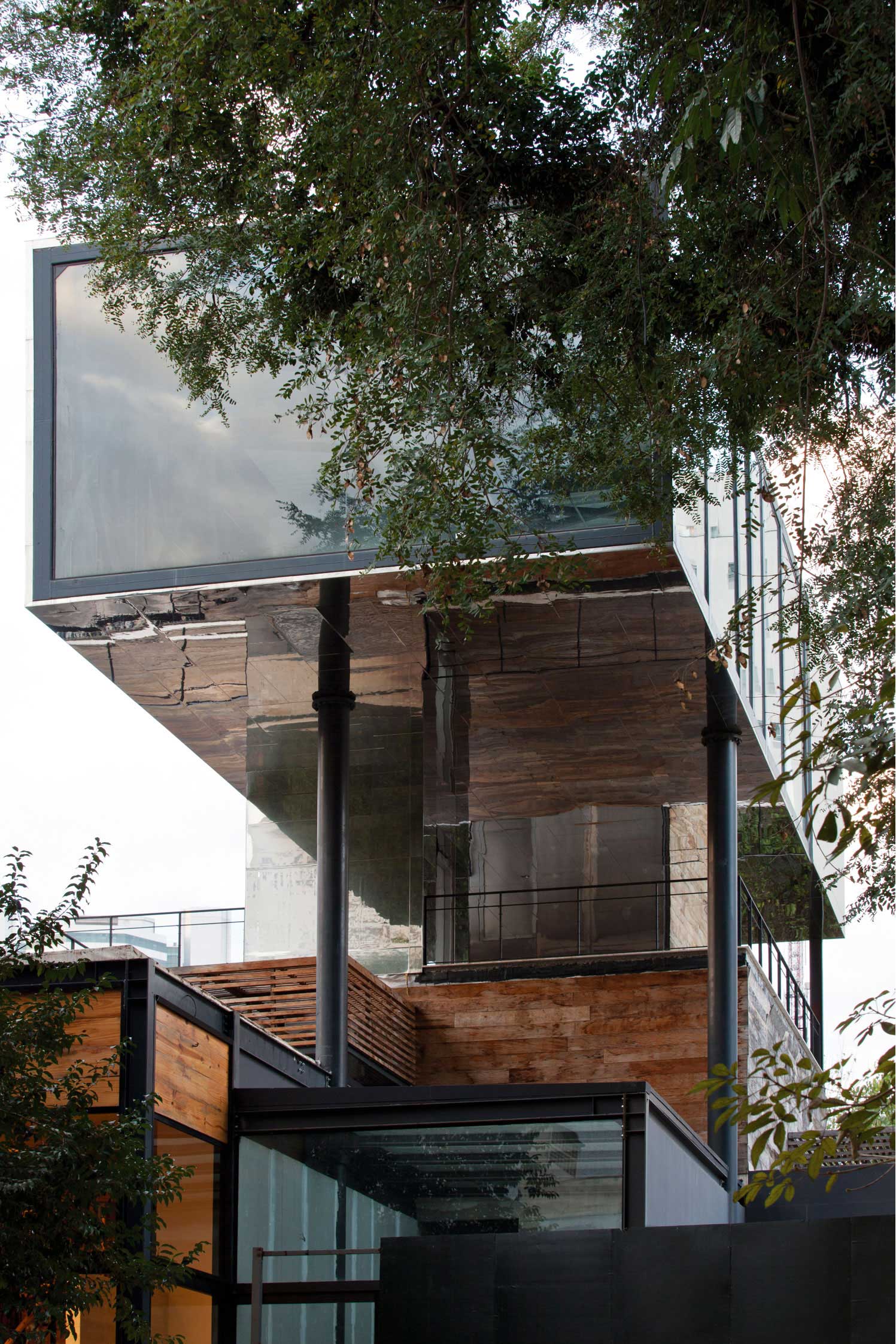 #StoriesOnDesignBy Cunning Cantilevers.-86