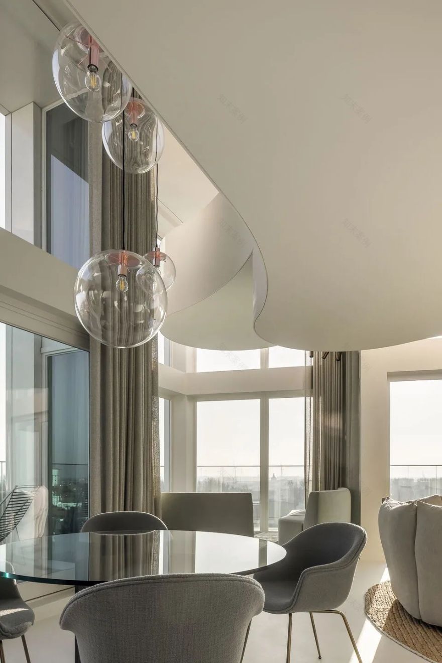 比利时克诺克复式顶层公寓室内装修丨Architects Claerhout Van Biervliet-34