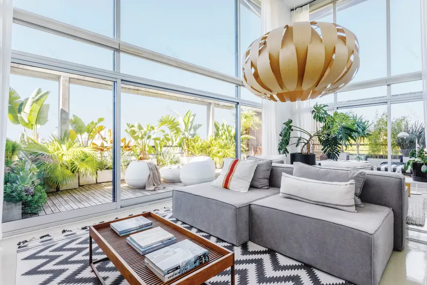 建筑师 Giselle Chaluet 的明亮设计公寓-3