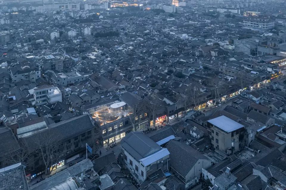 古城里的宝藏盒子 - 扬州慢×新华书店 / Wutopia Lab-112