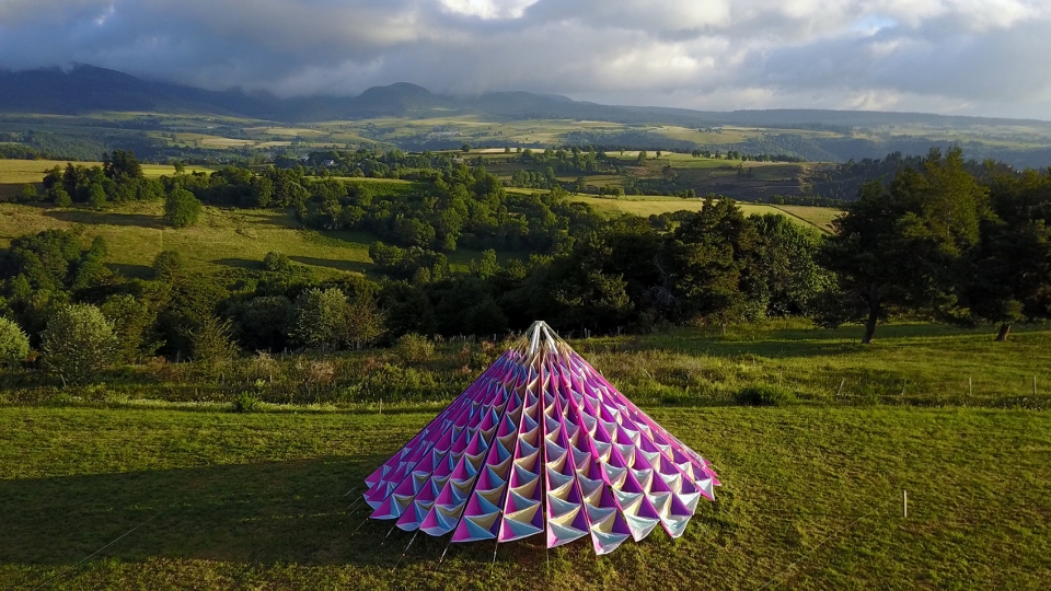 奇幻 NEON | 英国设计事务所探索建筑与艺术的交融-18