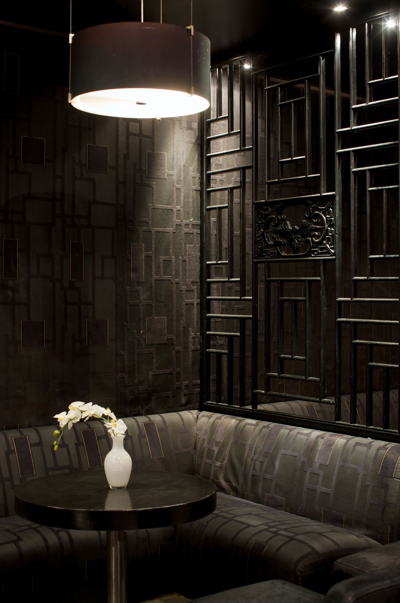 Club Jimmy Woo  Projects  Eric Kuster  Metropolitan Luxury-8