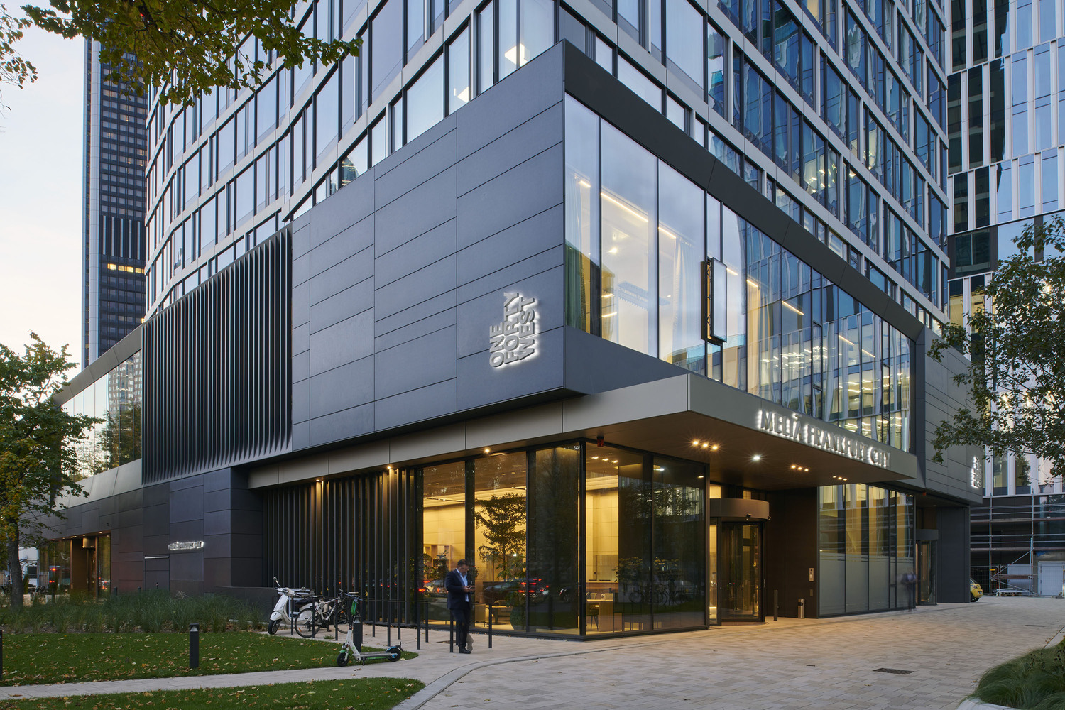 绿色生态办公建筑 Senckenberg Quarter丨Cyrus Moser Architekten-40