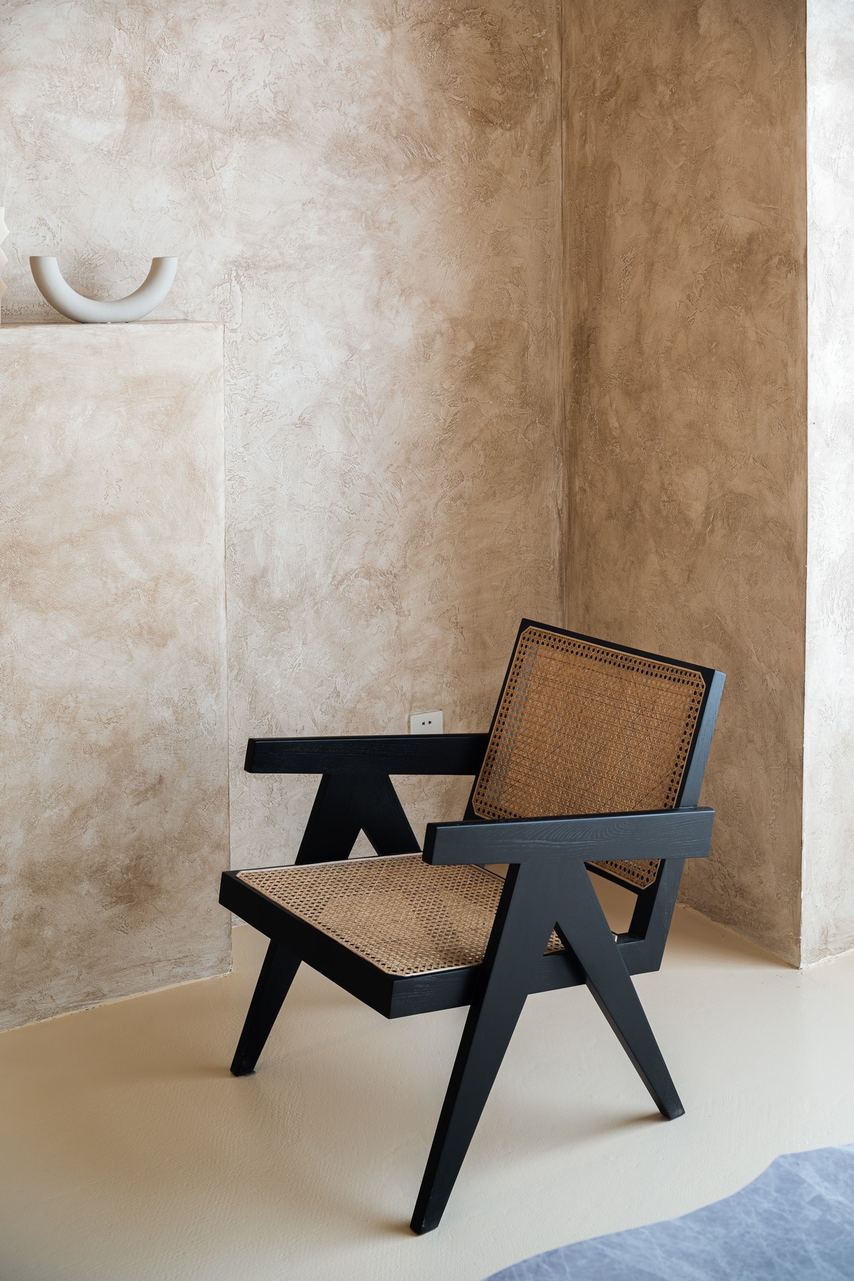 涅十设计 · 30平米loft小而美侘寂风民宿-11