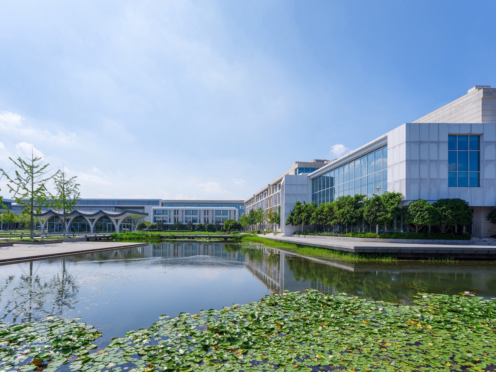 链接时间与空间的流动边界:昆山杜克大学14年生态景观设计丨中国江苏丨Futurepolis未来都市-23