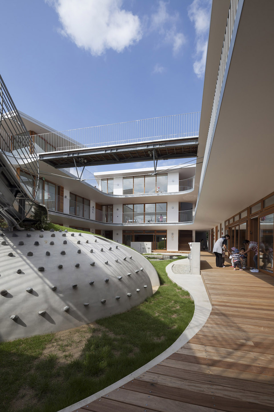 幼儿园设计，日本 / Aisaka Architects’ Atelier-15