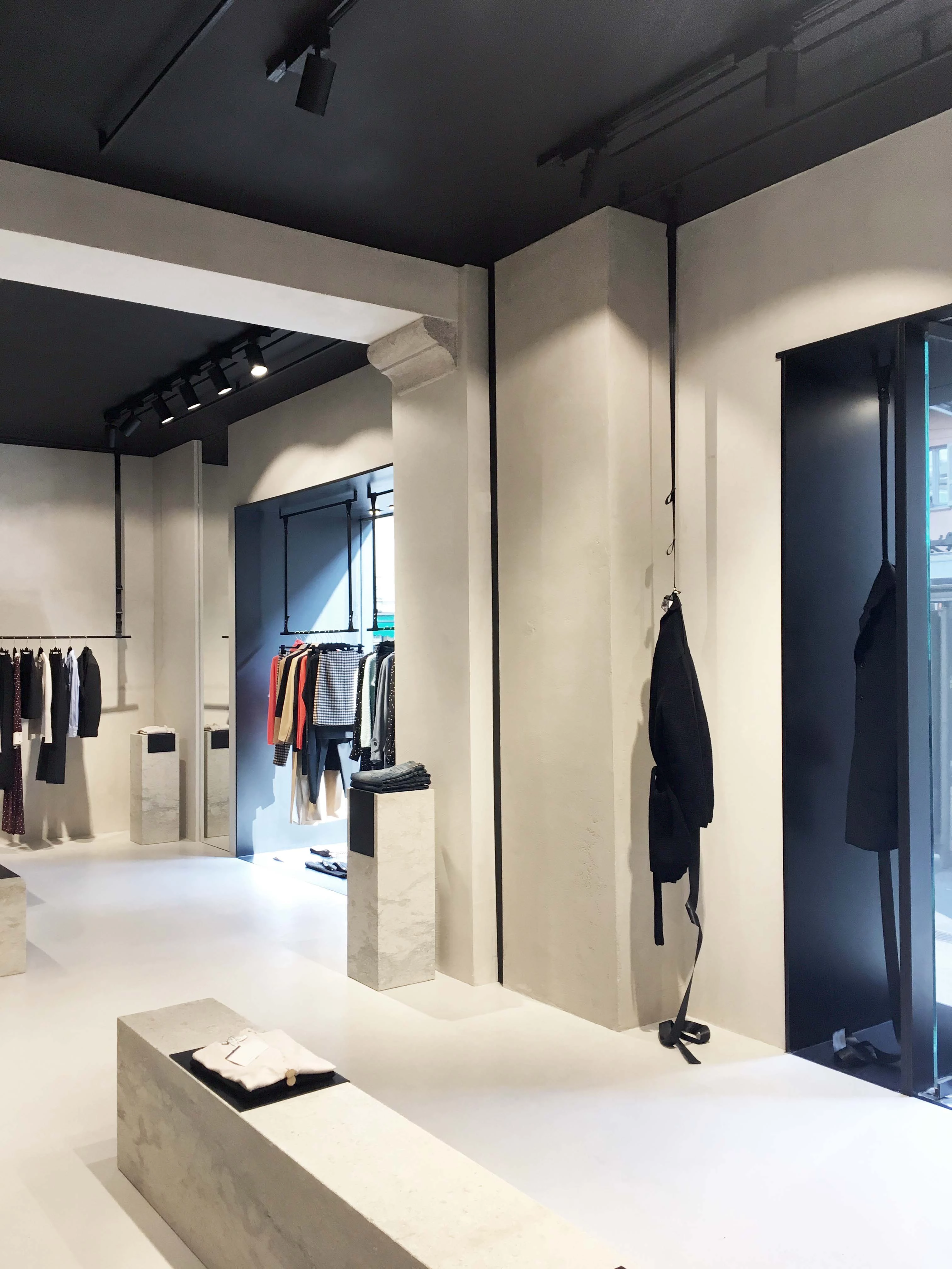 米兰 Grifoni 店铺-13