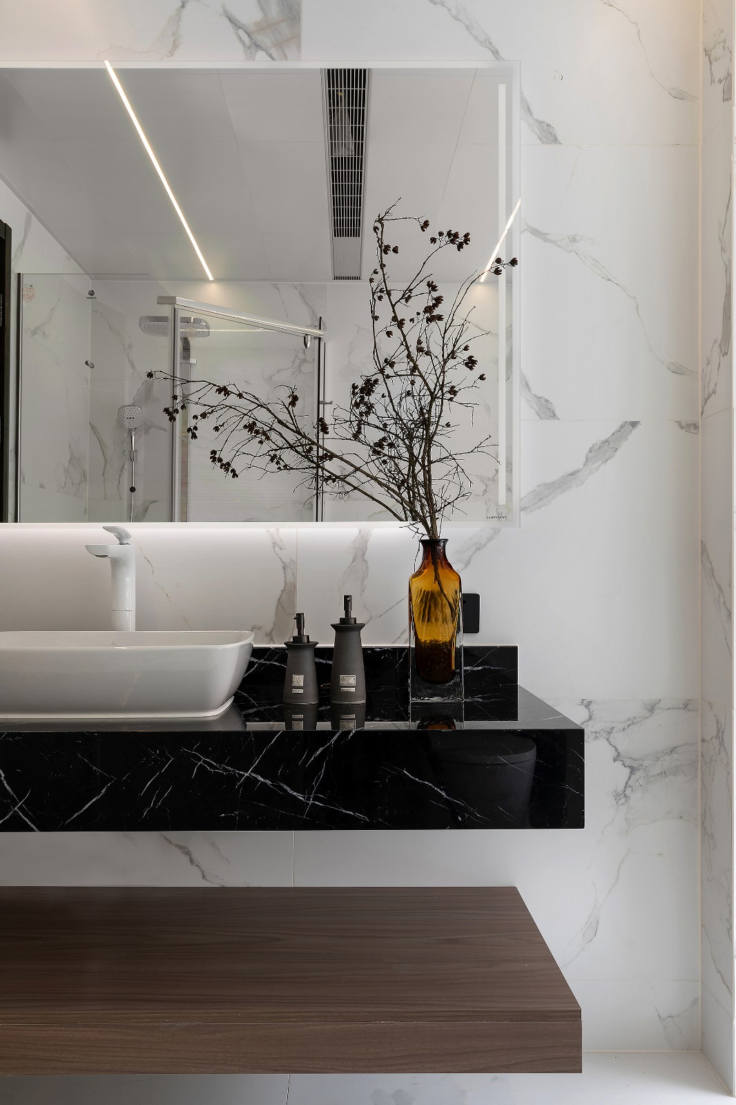 充满简雅双层的私墅-48