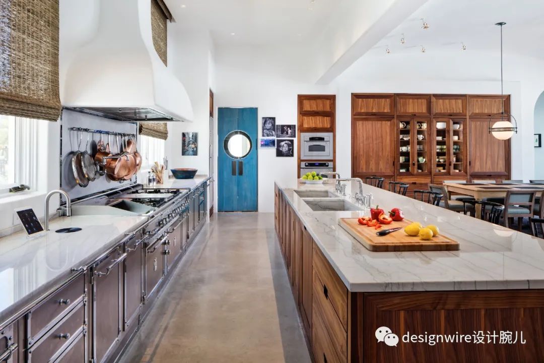 意式风情与现代技术交融的 Officine Gullo 厨房-99